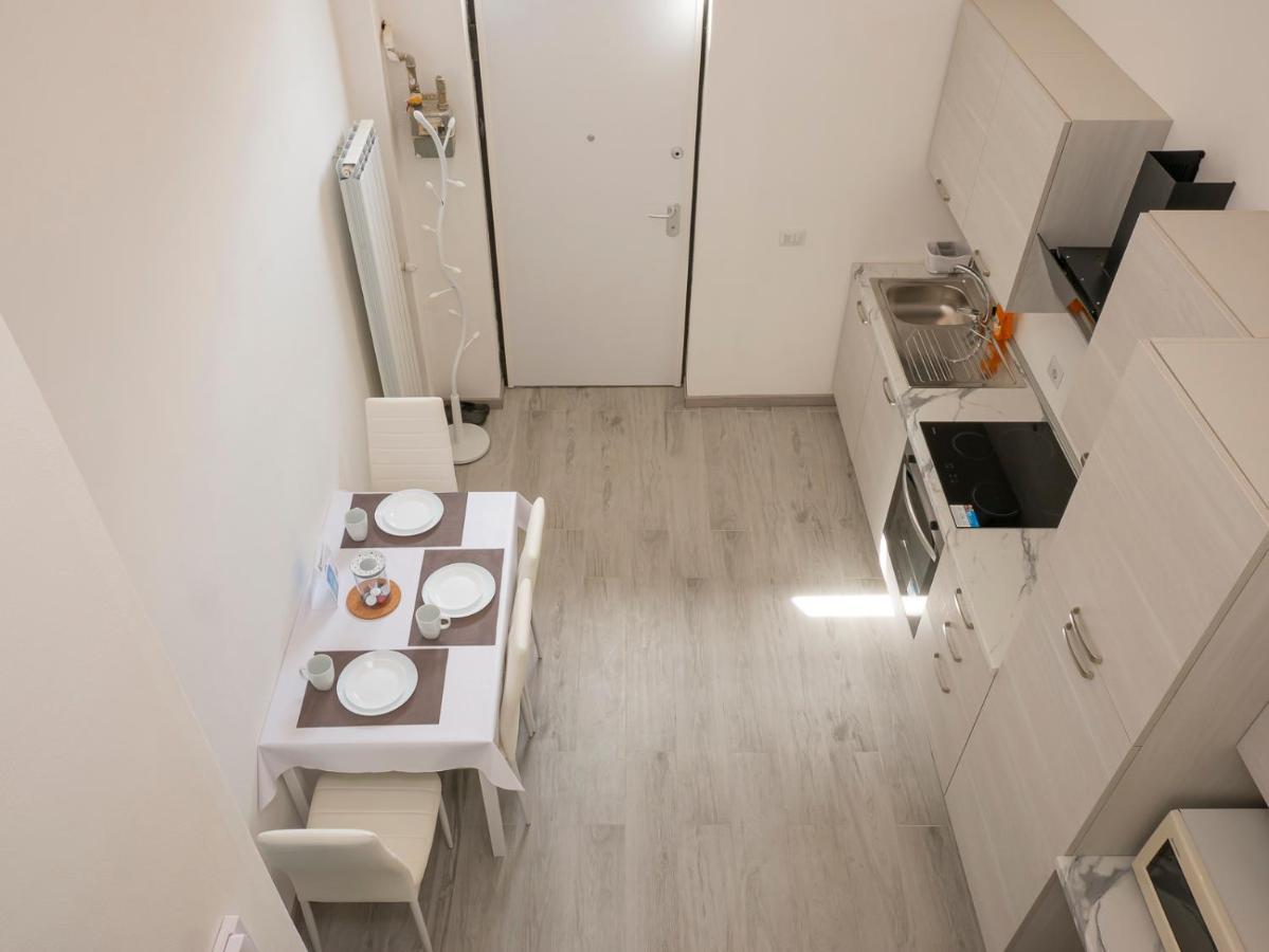 I Host Apartment - Neera 22 Milano Exterior foto